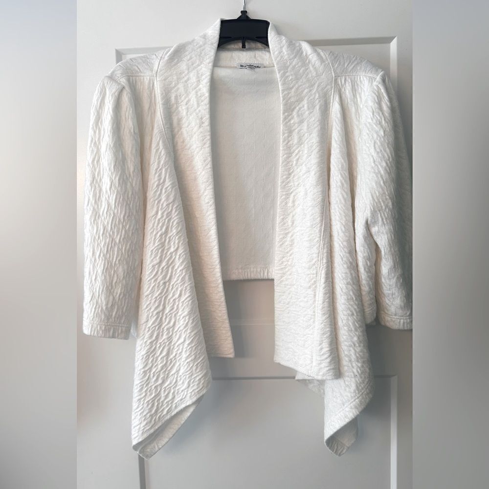 Le Chateau Women’s Puff Sleeve Shrug Cardigan
